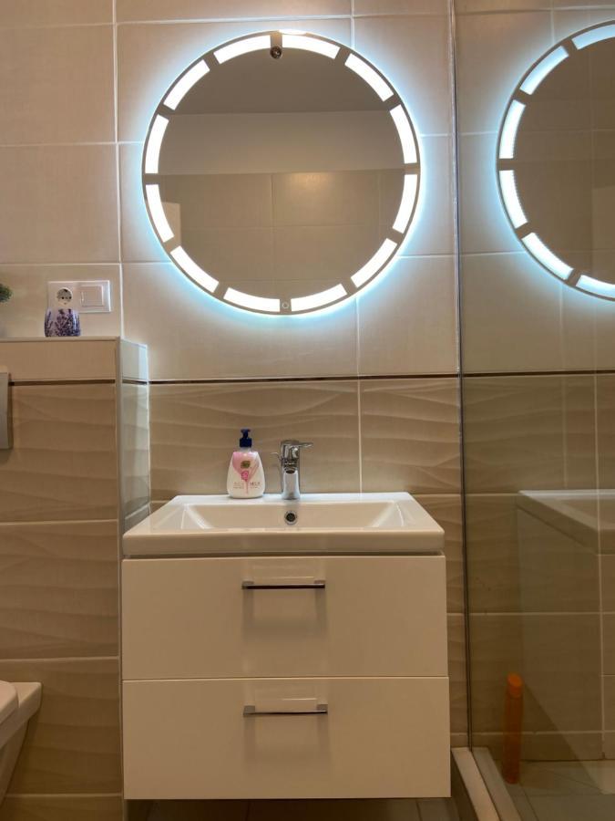 Focus Apartament Floreşti Екстериор снимка